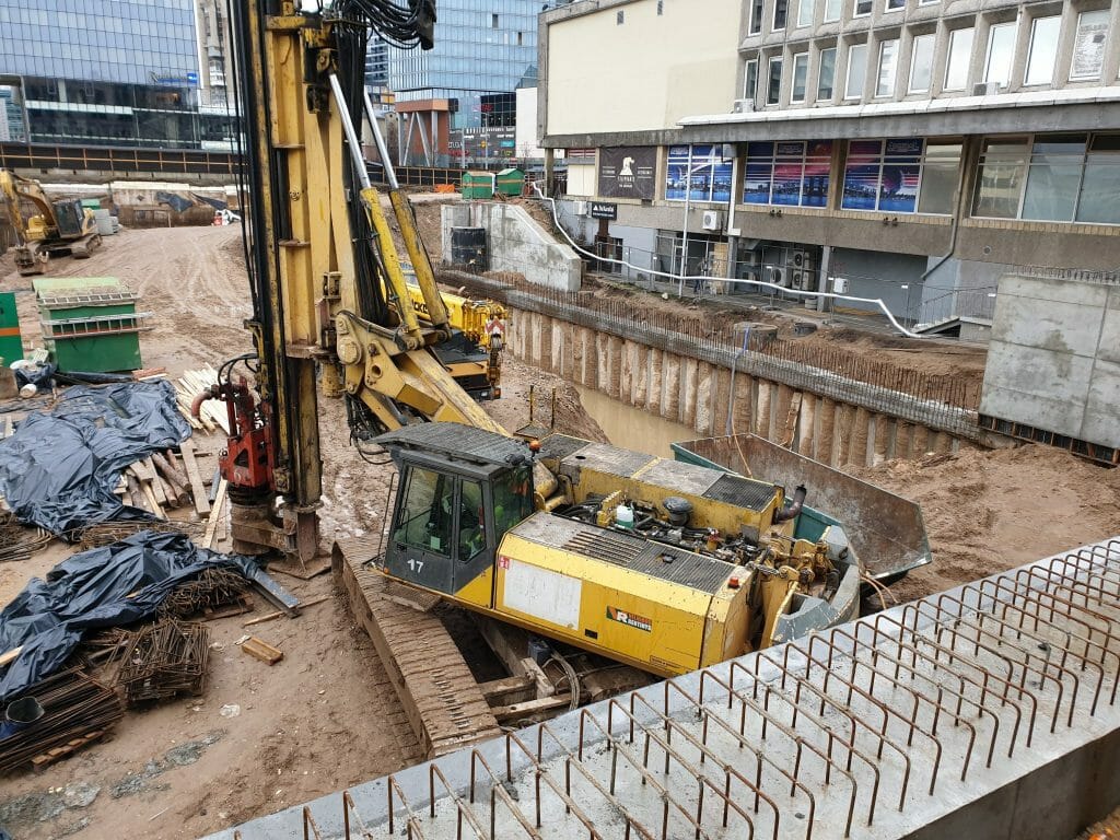 Artery (Konstitucijos pr. 18B) - Biroju centrs - būvdarbu attēli