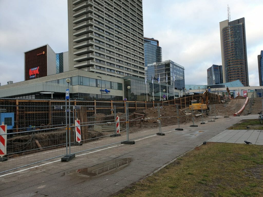 Artery (Konstitucijos pr. 18B) - Biroju centrs - būvdarbu attēli