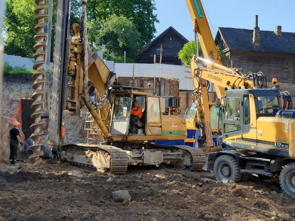 Trys karaliai (Polocko g. 25, 31) - Multi apartment - construction photos