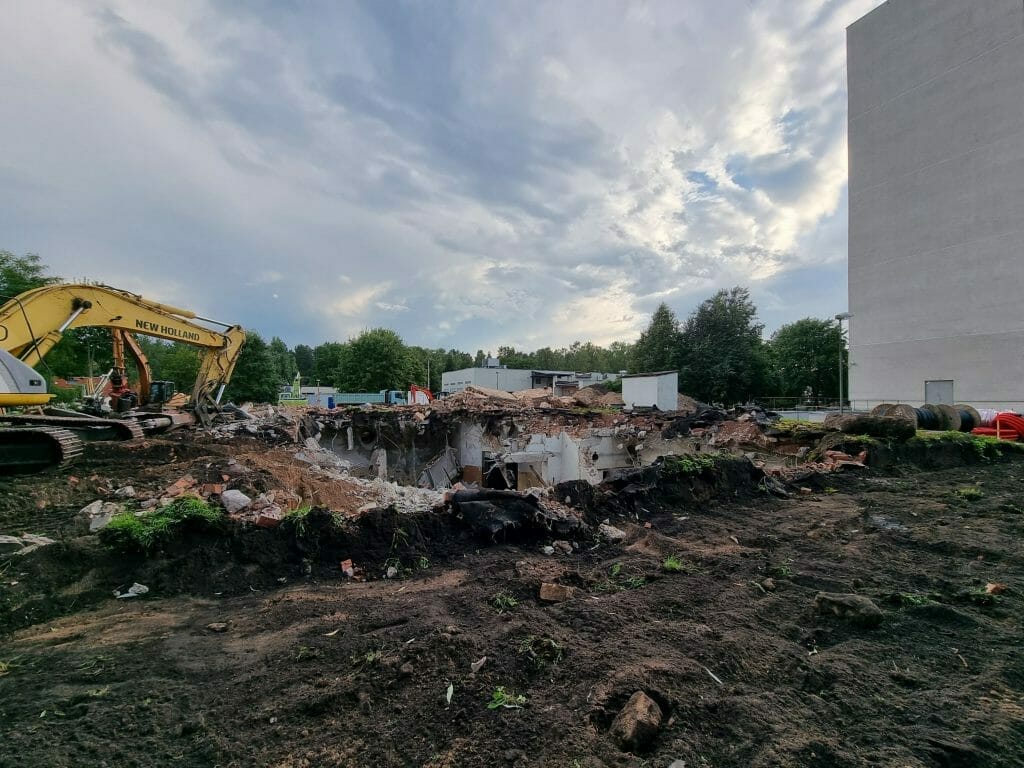 RAKUS aptiekas loģistikas ēka un stacionārus savienojoša virszemes pāreja (Hipokrāta iela 2) - Hospital - construction photos