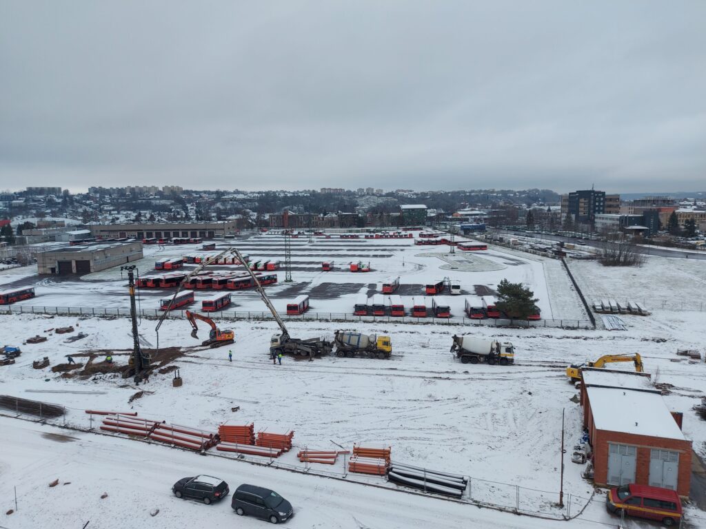 Raudondvario pl. 107B (Raudondvario pl. 107B) - Kaubanduskeskus - ehituse fotod