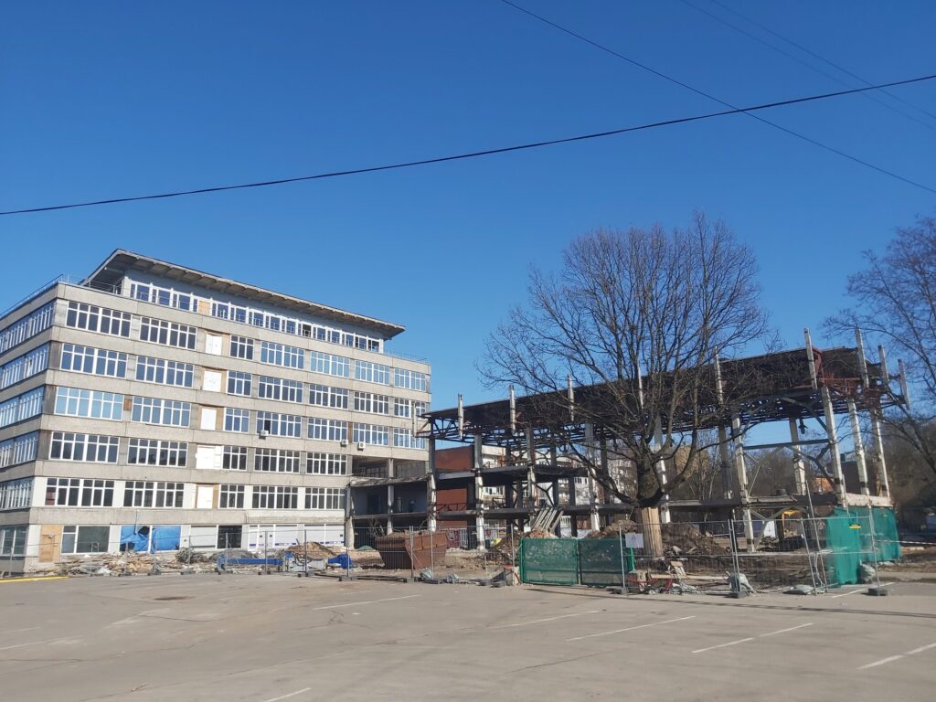 V118 (Krišjāņa Valdemāra iela 118) - Office center - construction photos