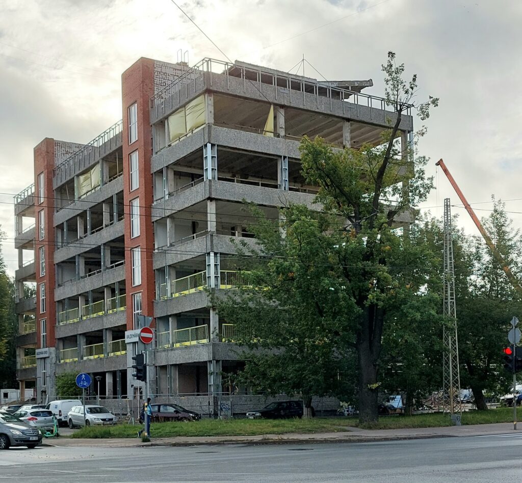 V118 (Krišjāņa Valdemāra iela 118) - Office center - construction photos