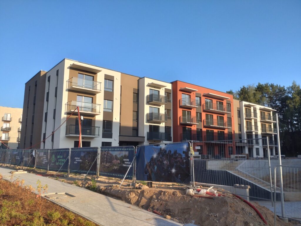 Pušų parkas (Lietaus g. 7) - Daudzdzīvokļu nams - būvdarbu attēli