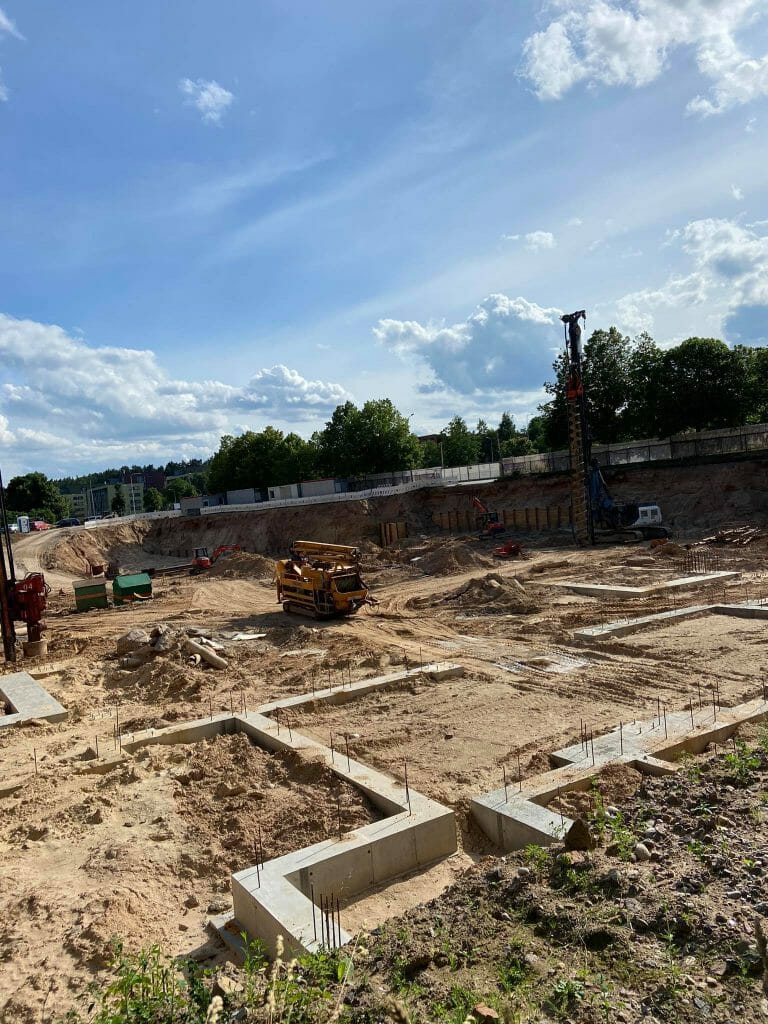 Jomanto parkas 1-2 etapai (Baltupio g. 61A) - Multi apartment - construction photos