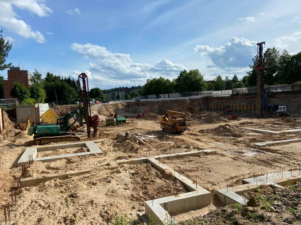 Jomanto parkas 1-2 etapai (Baltupio g. 61A) - Multi apartment - construction photos