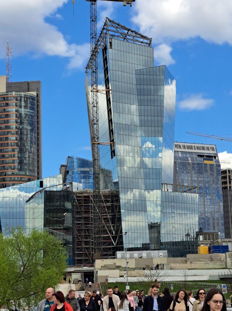 Artery (Konstitucijos pr. 18B) - Biroju centrs - būvdarbu attēli