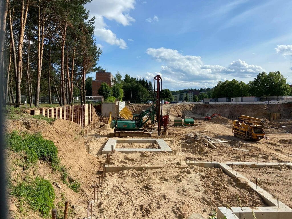 Jomanto parkas 1-2 etapai (Baltupio g. 61A) - Multi apartment - construction photos