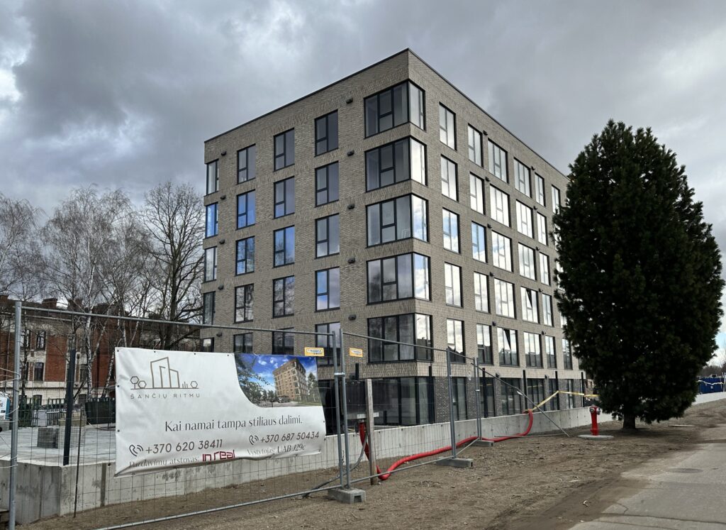 Beržų namai 1 etapas (A. Juozapavičiaus pr. 29C) - Korterelamu - ehituse fotod