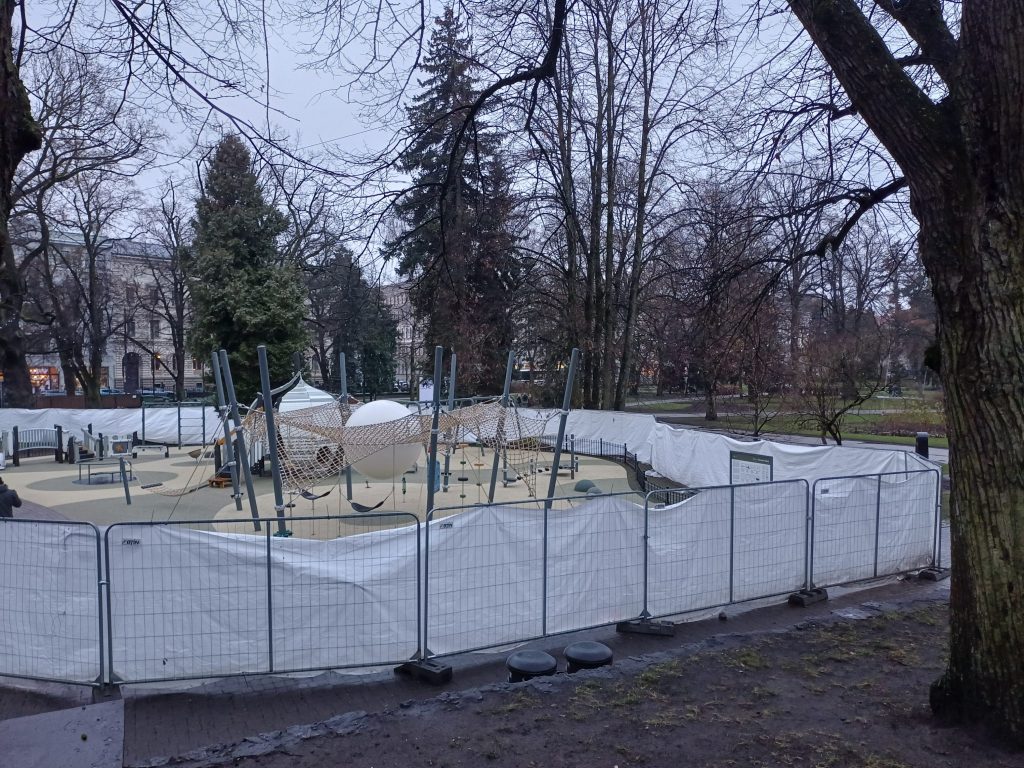 Vērmanes dārzā bērnu rotaļu laukumu atjaunošana (Tērbatas iela 2D) - Park - ehituse fotod