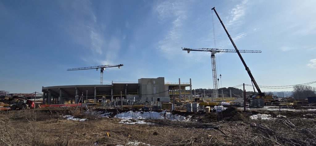 Daugiafunkcis sveikatinimo, ugdymo, švietimo, kultūros ir užimtumo kompleksas 1 etapas (stadionas) (Ozo g. 27) - Staadion - ehituse fotod