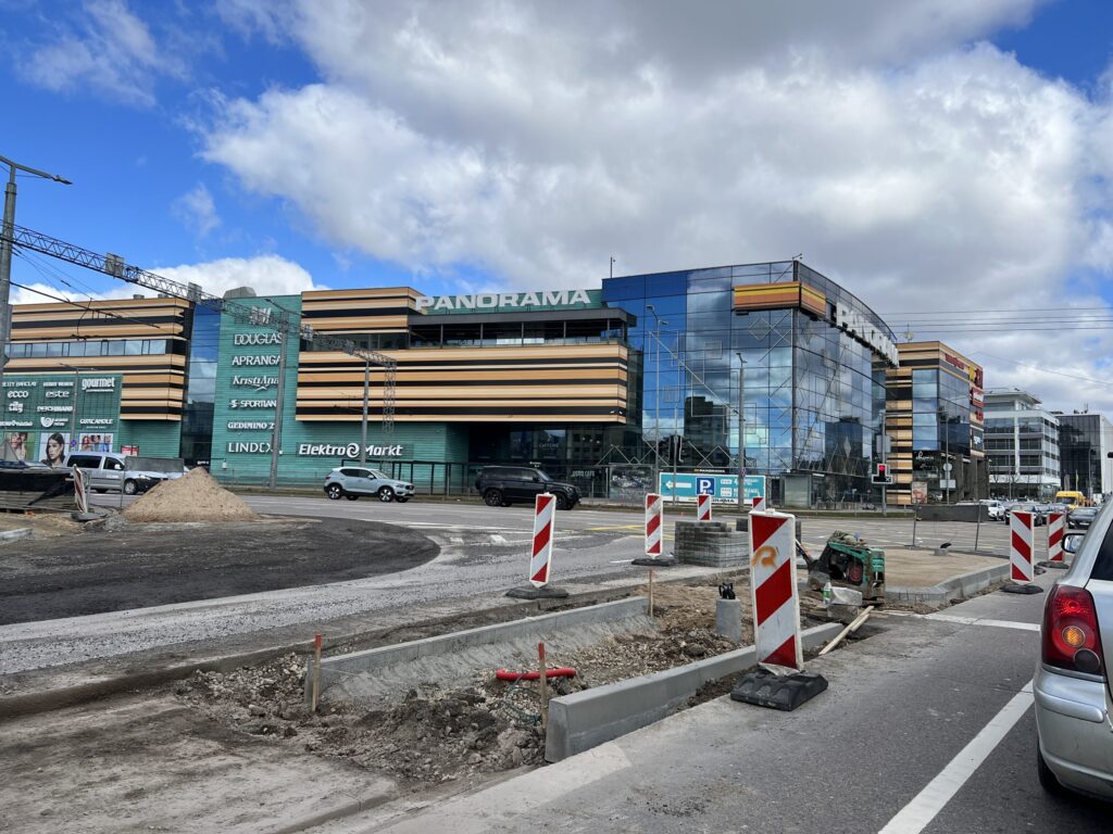 T. Narbuto g. dviračių takas ir viešojo transporto juosta (T. Narbuto g.) - Bike path - construction photos