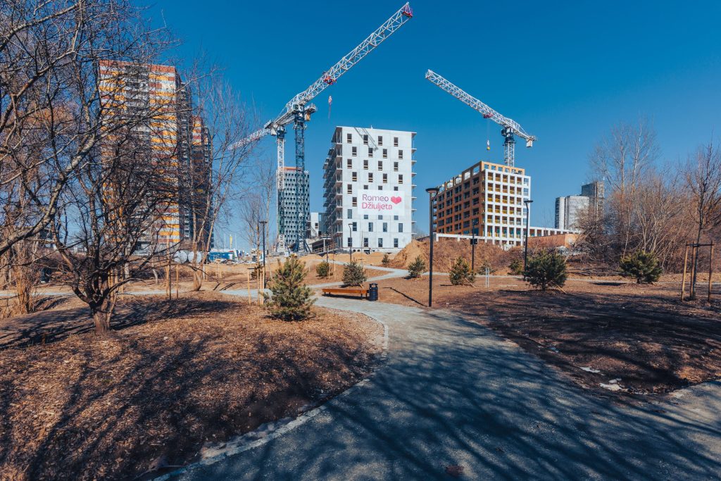 Romeo ir Džiuljeta (Juozo Rutkausko g. 7) - Korterelamu - ehituse fotod