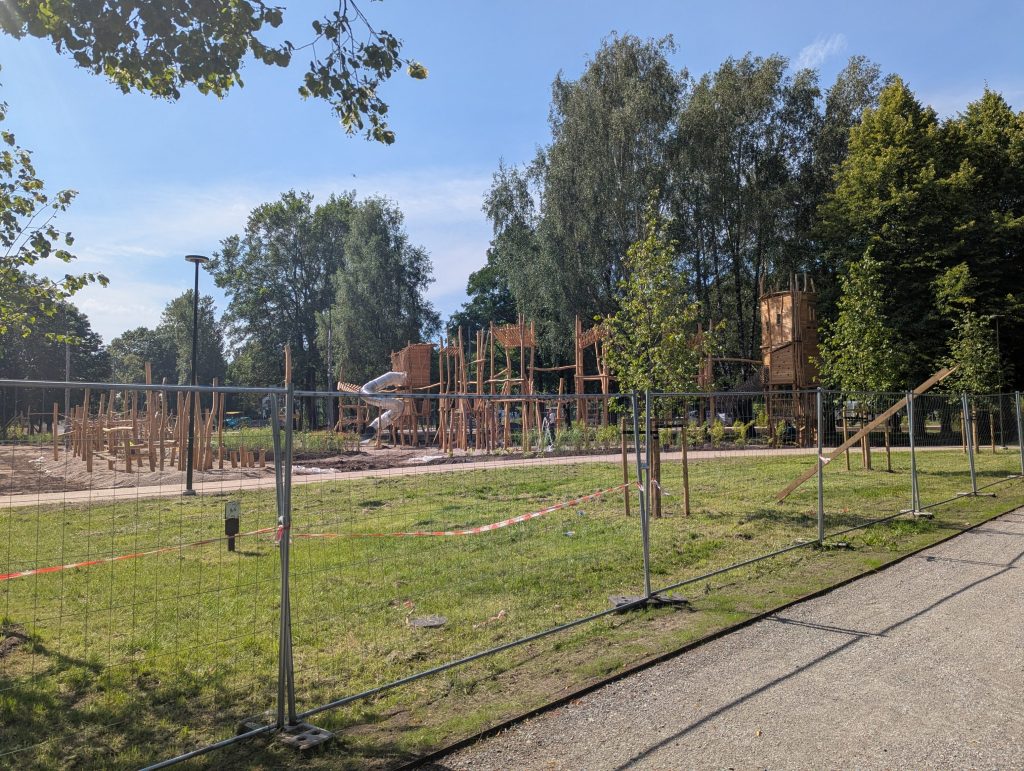 Latvijas Uzvaras parks - 2. kārtā (Uzvaras parks) - Piedzīvojumu parks, Ēdināšanas pakalpojumi, Parks, Sporta laukums vai korti - būvdarbu attēli