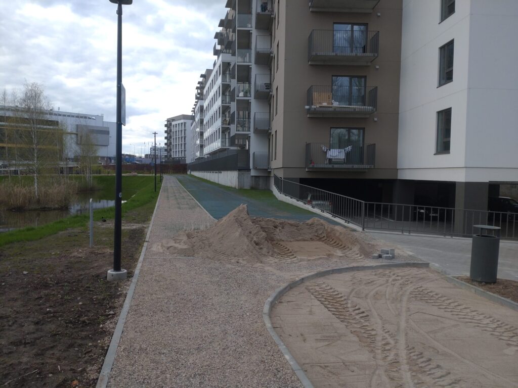 Dviračių tako atkarpa ties Ozo g. 12 (Ozo g.) - Bike path - construction photos