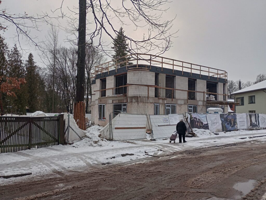 Domesnes rezidence (Kolkasraga iela 12) - Multi apartment - construction photos