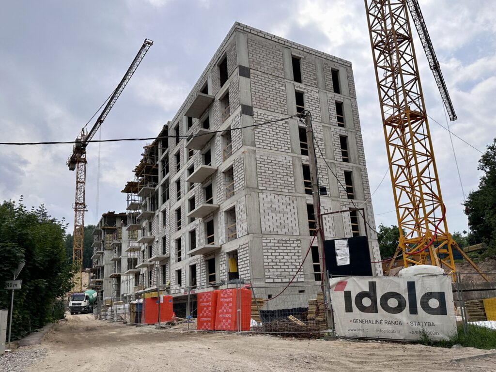 Monopolio namai (Kaminkelio g. 29) - Multi apartment - construction photos
