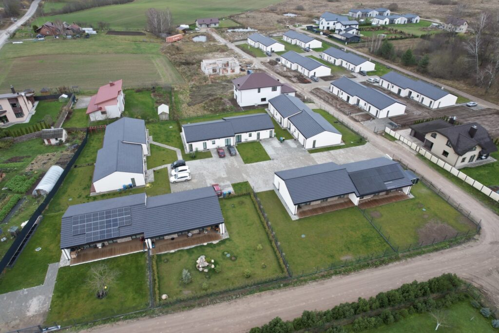 Bičiulių kvartalas 2 etapas (Bičiulių g. 2, 2A, 2B, 2C, 2D, 16, 18, 26, 26A, 26B) - Private house community - construction photos