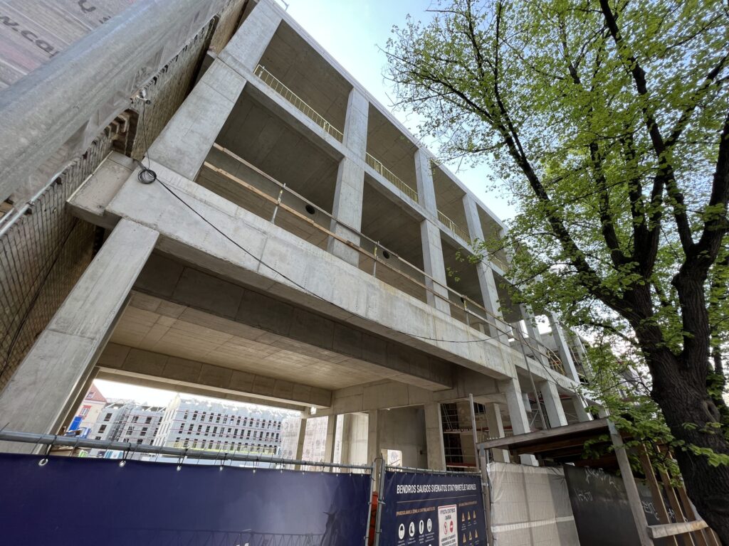 Vasario 16-osios (Vasario 16-osios g. 1) - Hotel, Office center, Primary and secondary education - construction photos