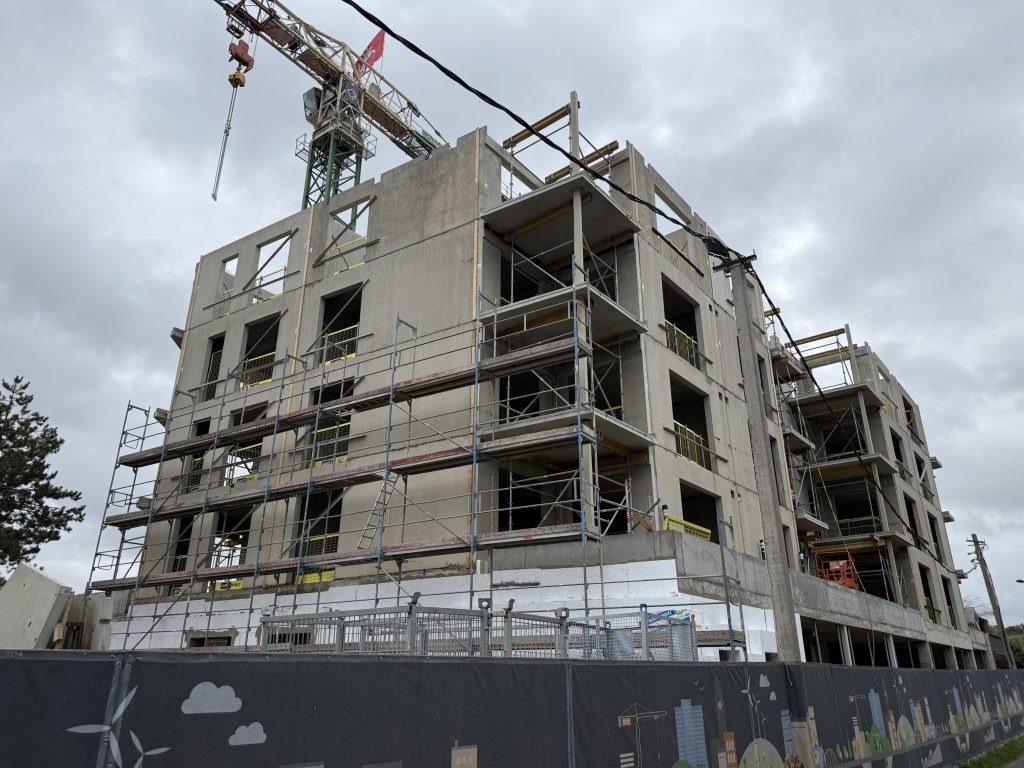 Piliamiestis 10 etapas (Brastos g. 28A) - Daudzdzīvokļu nams - būvdarbu attēli