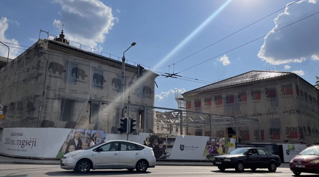 Vasario 16-osios (Vasario 16-osios g. 1) - Hotel, Office center, Primary and secondary education - construction photos