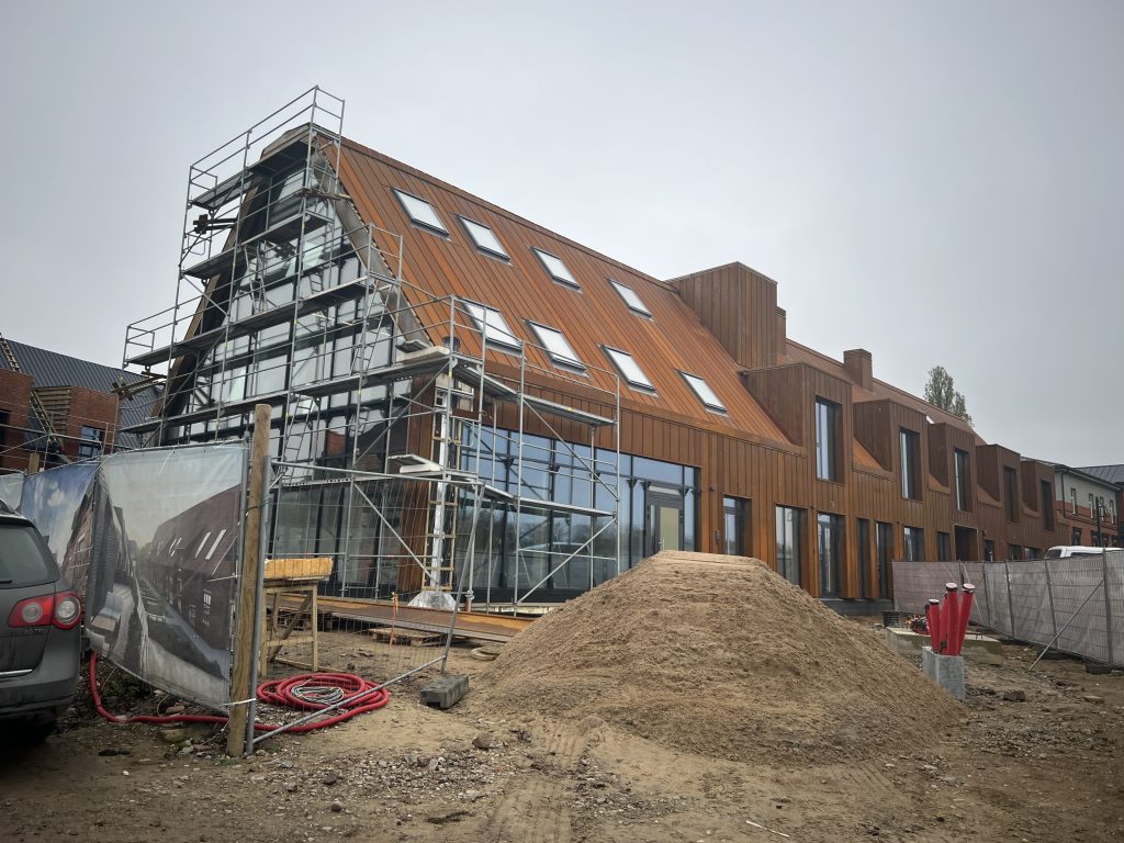 Sendvario dvaras Mokyklos 33 (Mokyklos g. 33) - Food services, Hotel, Office center, Shopping center - construction photos