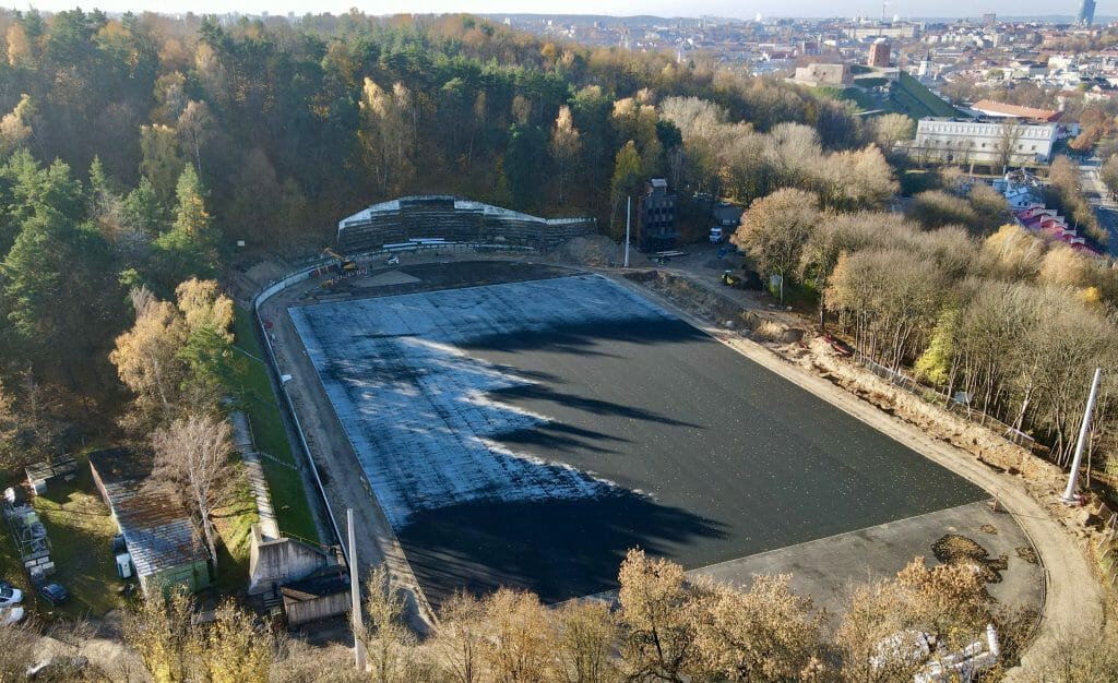 Kalnų parko stadionas (T. Kosciuškos g. 7) - Sports field or court - construction photos
