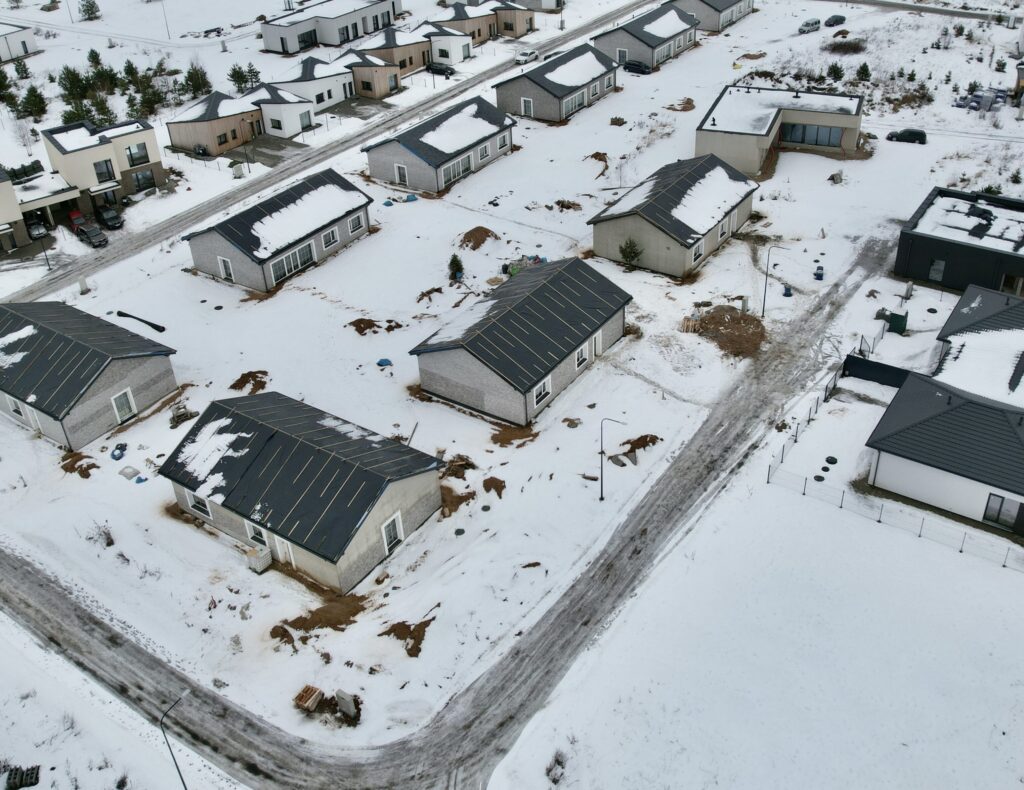 Katišių g. 4, 6, 8 (Katišių g. 4, 6, 8) - Privačių namų kvartalas - statybų nuotraukos