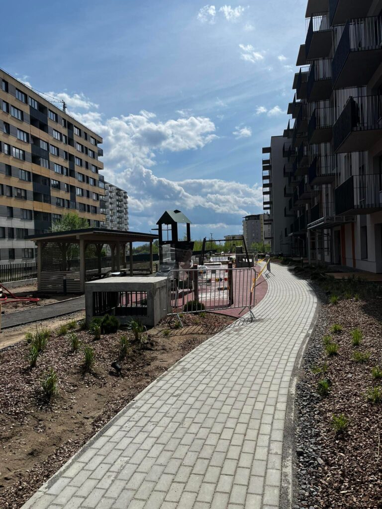 Vakarų Lėnas (Girulių g. 22) - Korterelamu - ehituse fotod