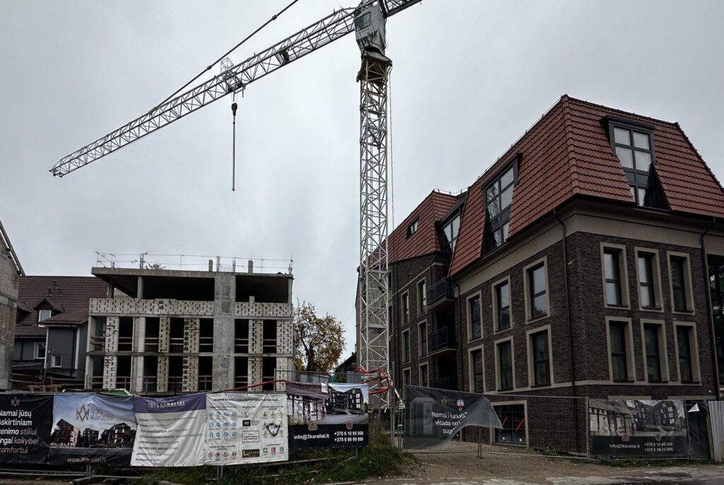 Trys karaliai (Polocko g. 25, 31) - Multi apartment - construction photos