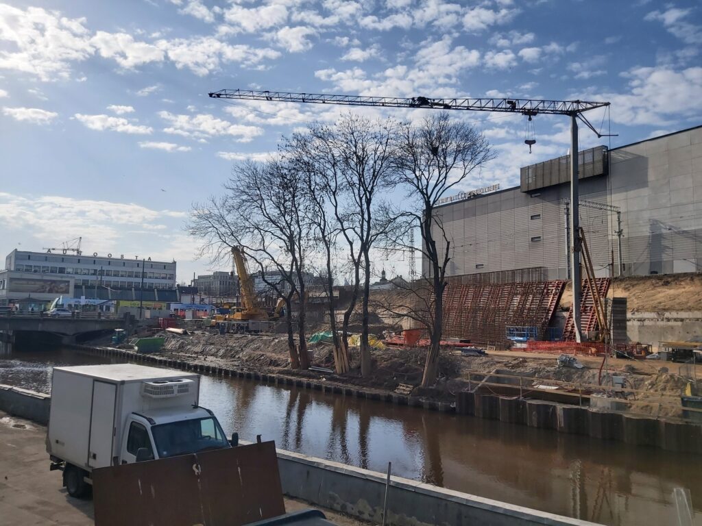 Labiekārtojums no Prāgas ielas līdz Pilsētas kanālam (Prāgas iela 2) - Railroad - construction photos