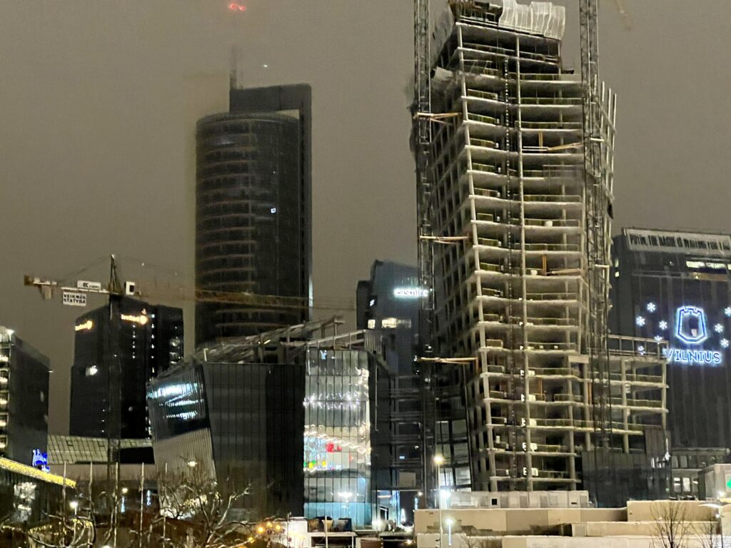 Artery (Konstitucijos pr. 18B) - Biroju centrs - būvdarbu attēli