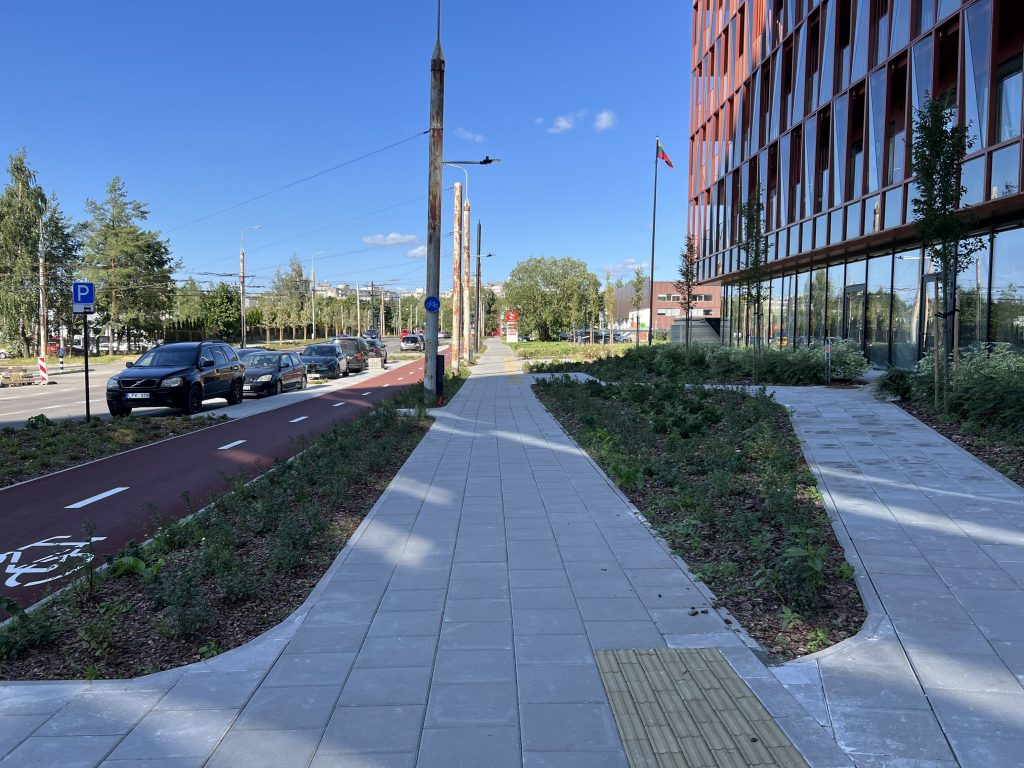 Viršilų g. nuo V. Lingio g. iki Justiniškių g. (Viršilų g.) - Bike path, Street - construction photos