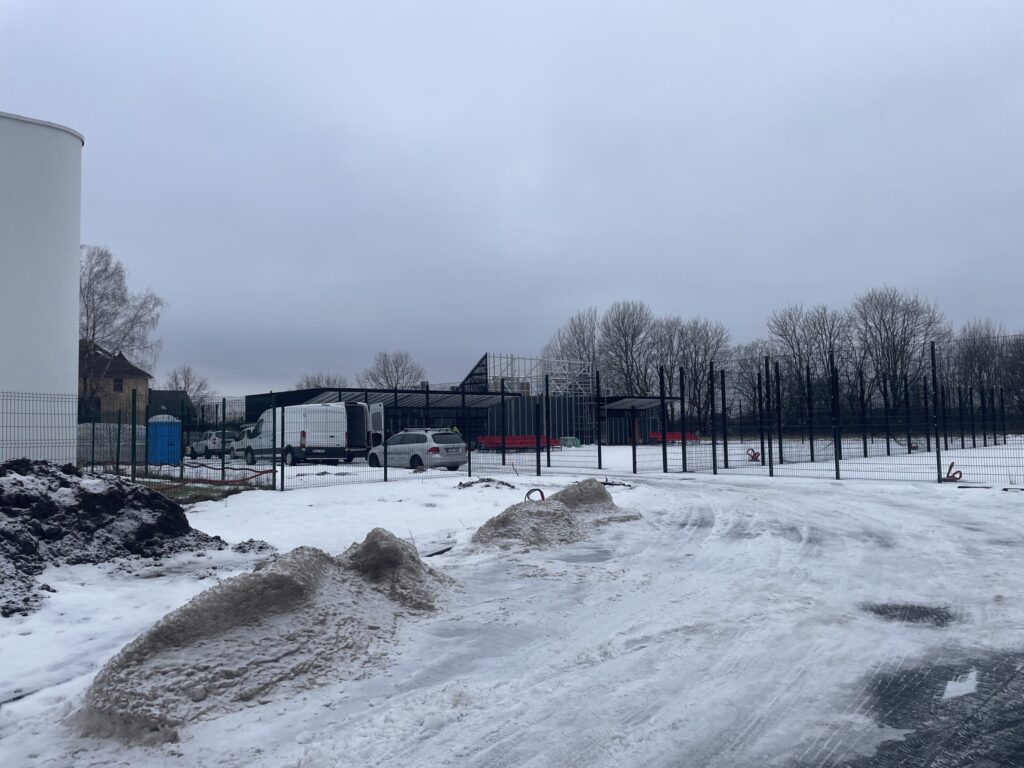 Kauno vaikų socializacijos centro aikštynas (Žeimenos g. 106) - Spordiväljak - ehituse fotod