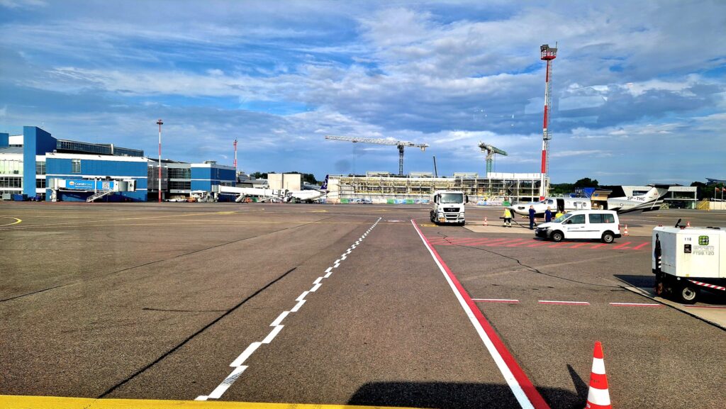 VNO išvykimo terminalas (Rodūnios kel. 2) - Lidosta - būvdarbu attēli