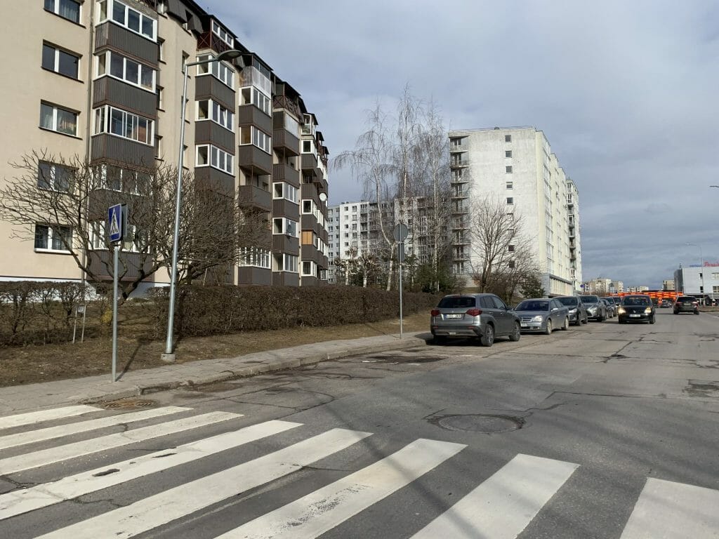 Ramaus eismo gatvė prie Vilniaus rajono centrinės poliklinikos (J. Baltrušaičio g.) - Tänav - ehituse fotod