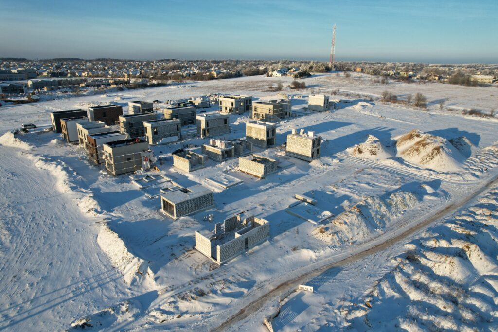 Hetitų g. namai (Hetitų g. 1, 2, 3, 4, 5, 6, 7, 8, 9, 10, 11, 12, 14, 16, 22, 24, 26, 28, 32, 33, 34, 35, 36, 37, 39, 41, 43, 47, 49) - Private house community - construction photos