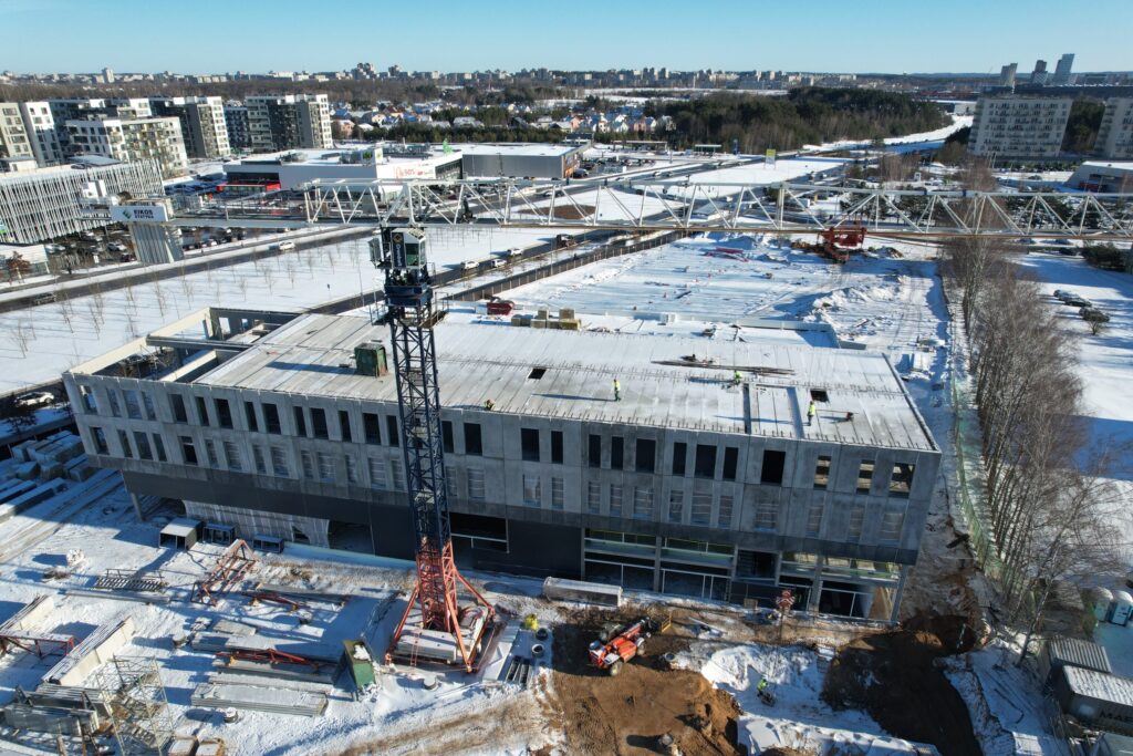 IKI Pilaitės pr. parduotuvė ir administracinis (Pilaitės pr. 42) - Food store, Office center - construction photos