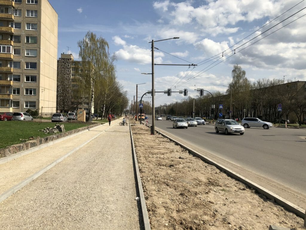Taikos pr. rekonstrukcija 2 etapas (Taikos pr.) - Dviračių takas, Gatvė - statybų nuotraukos