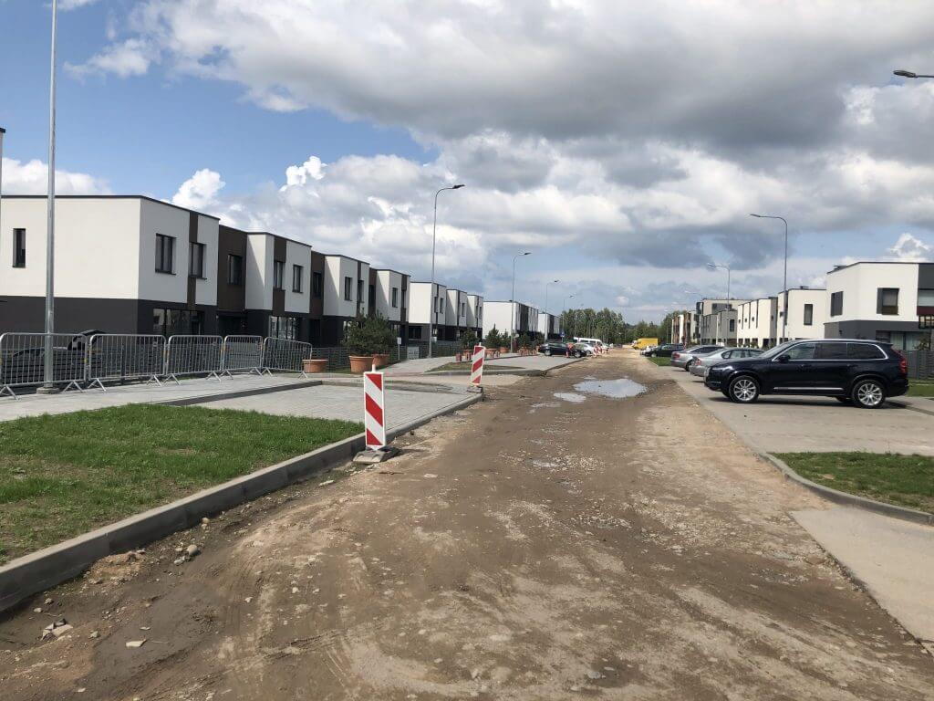 Karaliaučiaus slėnis 1 etapas (Pilaitės pr. 48) - Row housing - construction photos