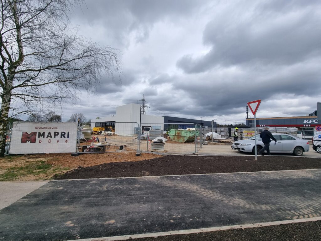 Juglas iela 95 (Juglas iela 95) - Car wash, Food services, Office center - construction photos