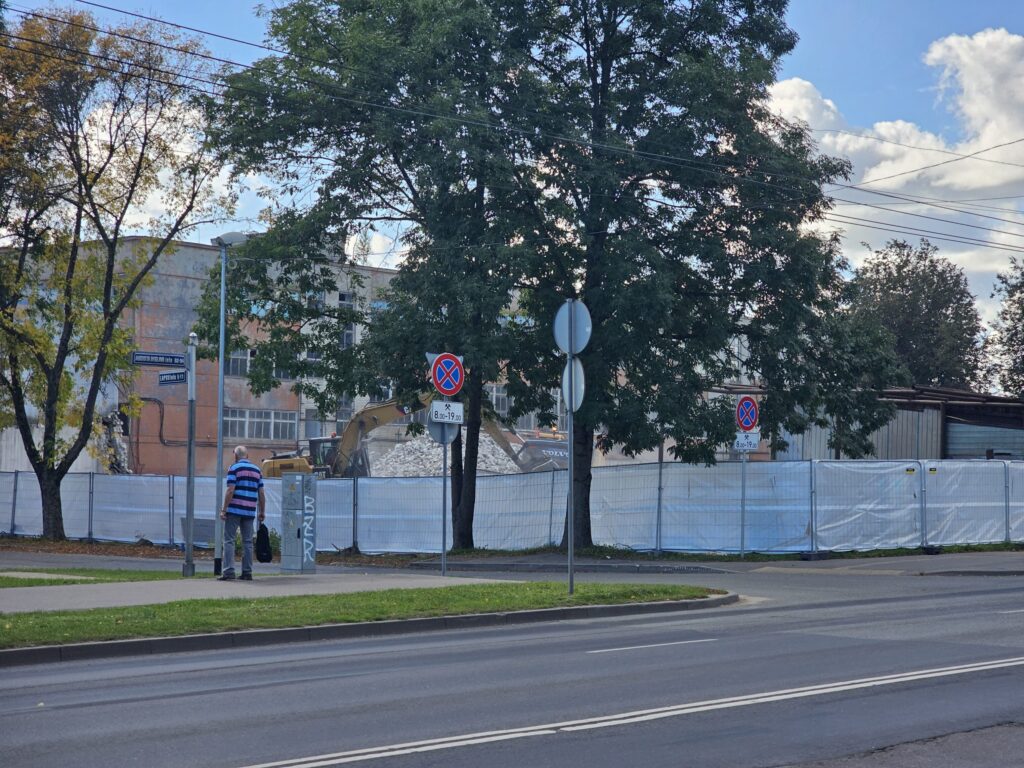 LIDL - Lapsu iela 6 (Augusta Deglava iela 62, Lapsu iela 6) - Toidupood - ehituse fotod