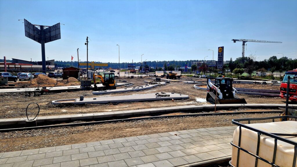 Paneriškių gatvės atkarpa iki Gariūnų g (Paneriškių g.) - Bike path, Street - construction photos