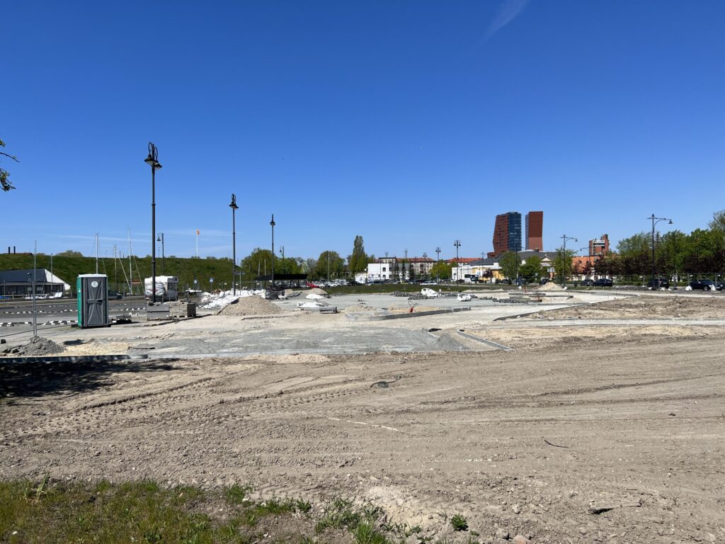 Pilies g. automobilių stovėjimo aikštelė (Pilies g. 2A) - Stovėjimo aikštelė - statybų nuotraukos