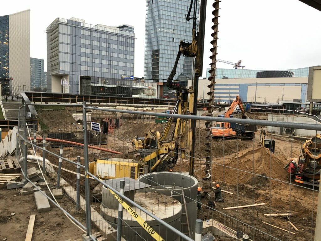 Artery (Konstitucijos pr. 18B) - Biroju centrs - būvdarbu attēli