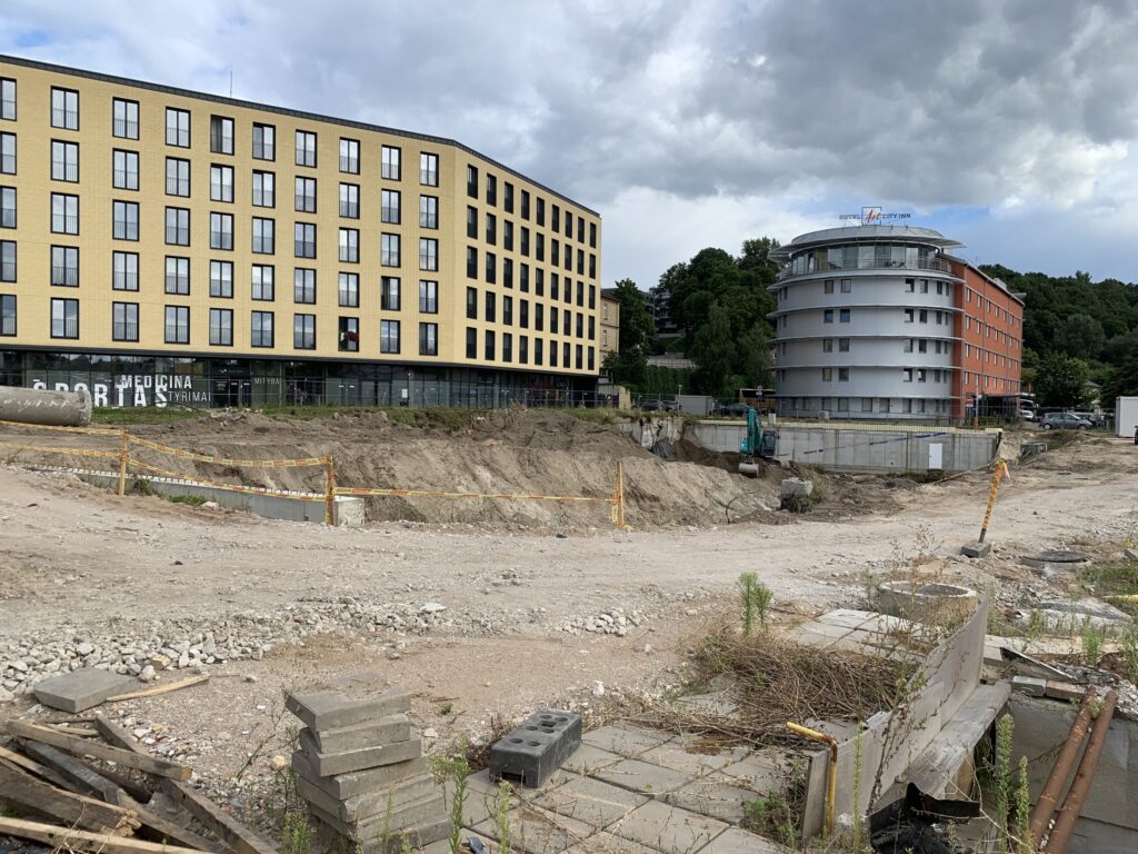 Yellowstone (J. Jasinskio g. 14) - Office center - construction photos