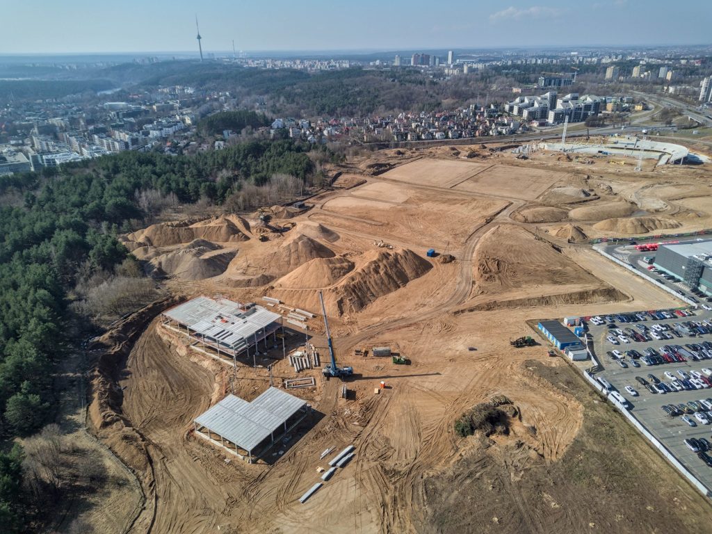 Daugiafunkcis sveikatinimo, ugdymo, švietimo, kultūros ir užimtumo kompleksas 4 etapas (darželis) (Ozo g. 27) - Pradinio ir antrinio ugdymo įstaiga - statybų nuotraukos