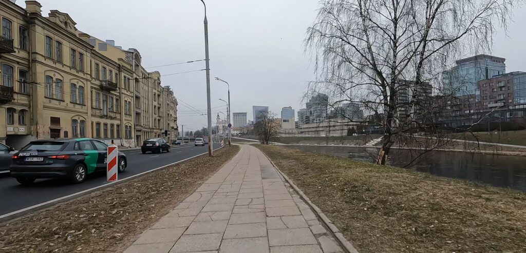 Neries kairiosios krantinės 2 etapas (Žygimantų g., Arsenalo g.) - Dviračių takas, Pakrantė - statybų nuotraukos