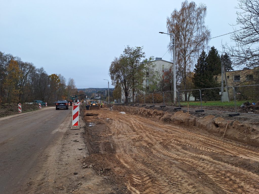 Lazdynėlių g. rekonstrukcija (Lazdynėlių g.) - Velosipēdu ceļš, Iela - būvdarbu attēli