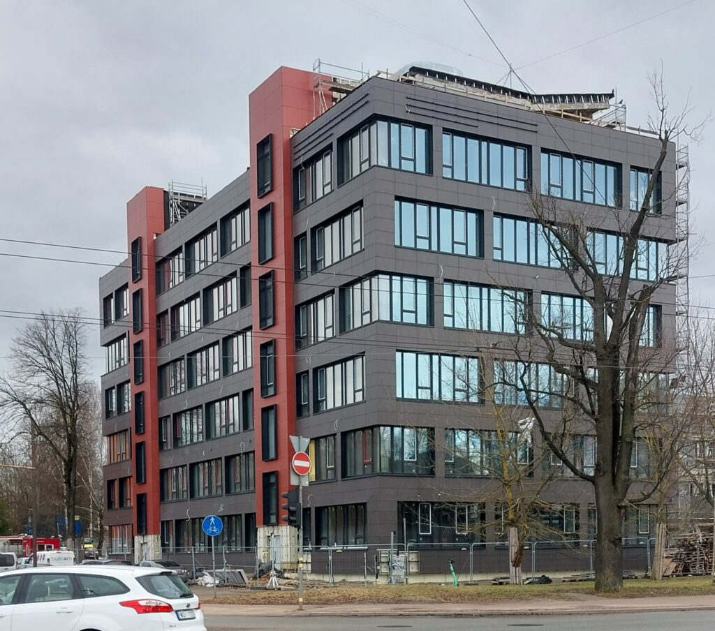 V118 (Krišjāņa Valdemāra iela 118) - Office center - construction photos